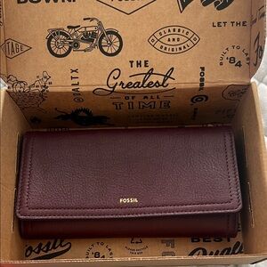 NWT Fossil Purple Leather Wallet